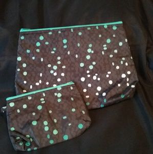 Thirty-one zipper thermal set